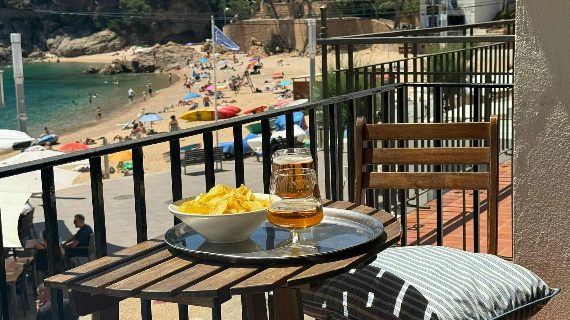 Appartamento Tamariu Beach 1: Beachfront Wifi Up To 6 Ppl