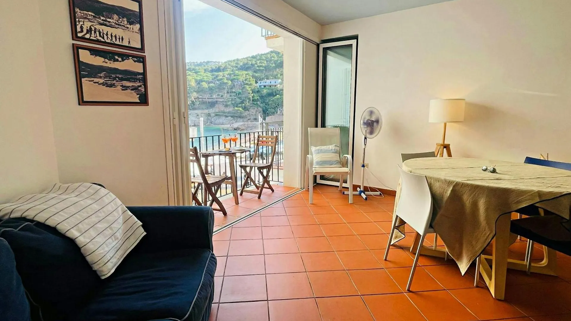 Appartamento Tamariu Beach 1: Beachfront Wifi Up To 6 Ppl Spagna